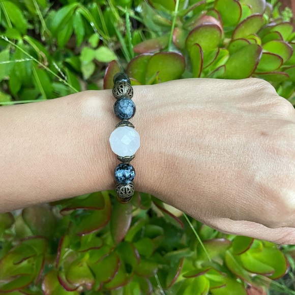 Jewelry - Happy Beads